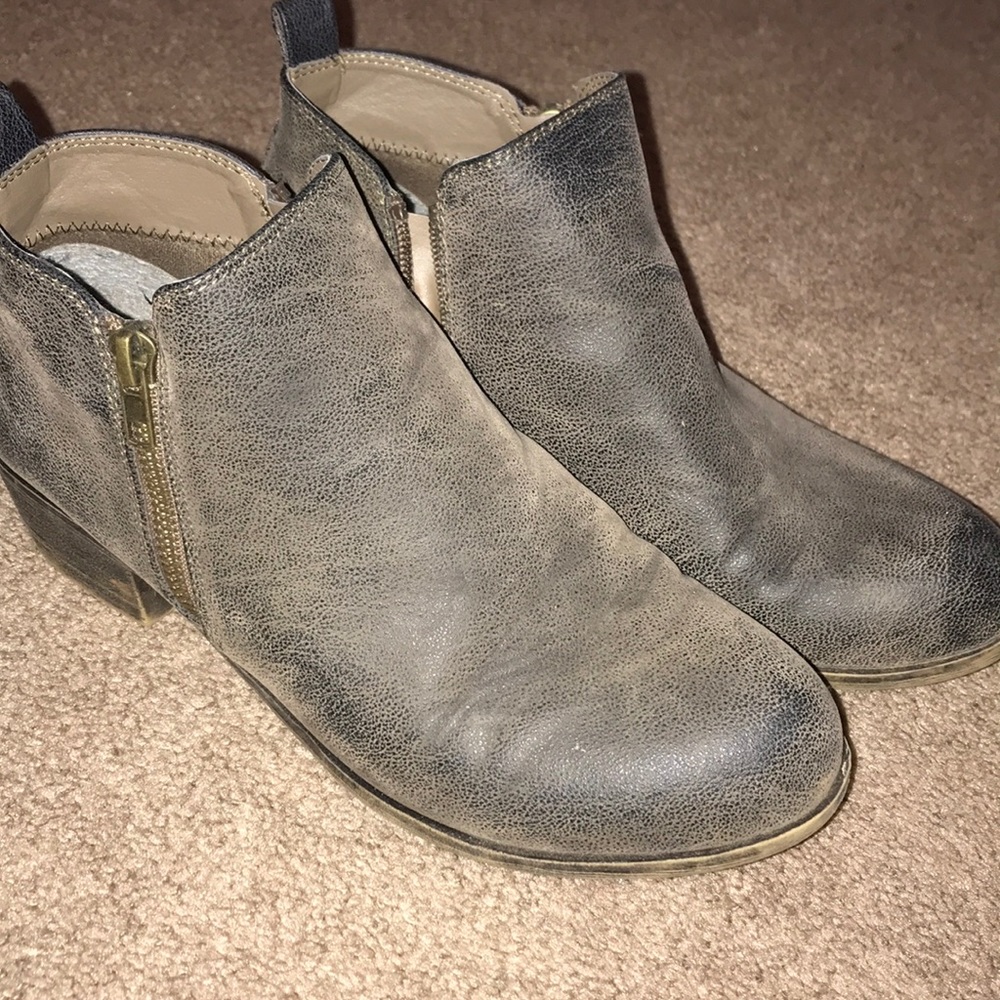 Ankle booties